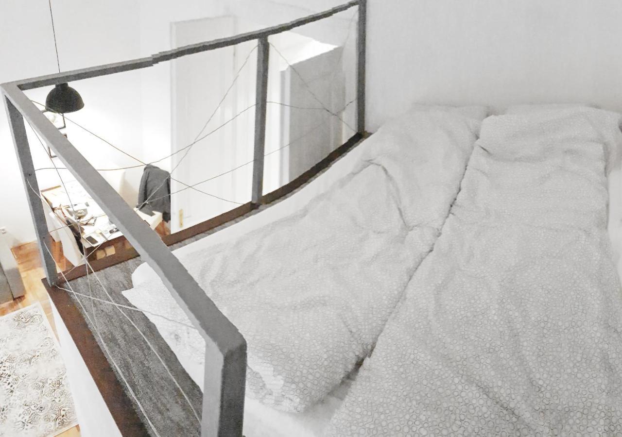 Luxury New Apartment With Gallery At Dob Street Nearby Gozsdu Court Budapest Eksteriør billede
